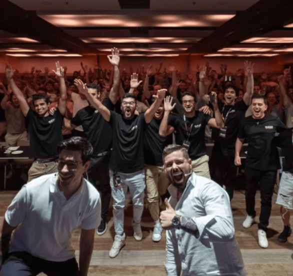 soporte-equipo El gran equipo de soporte que hay detrás de Racks Academy