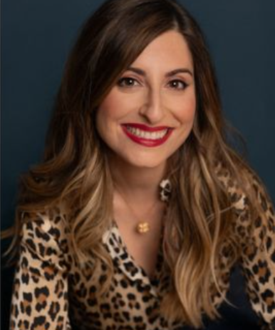 Mónica Galán Bravo biografía Retrato de la experta en comunicación Mónica Galán Bravo, destacada conferenciante y autora