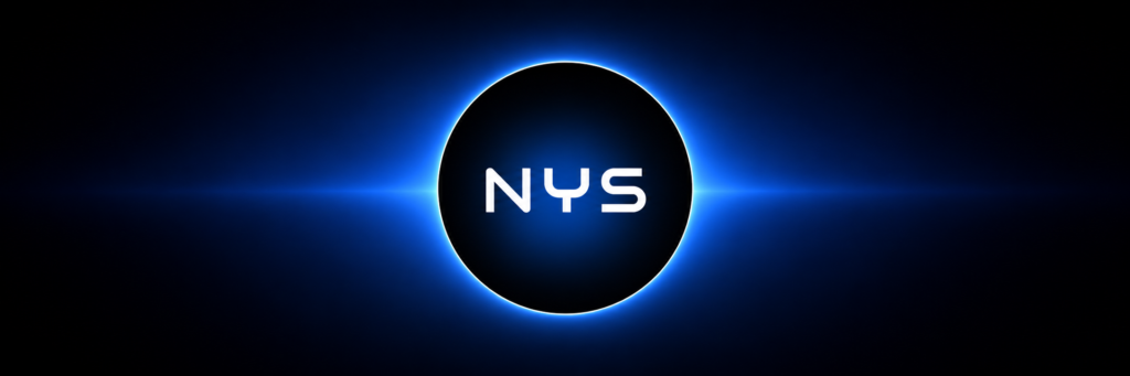 nys-propfirm-forex-banner-logo-oficial.png Banner horizontal con logo de NYS Propfirm Forex sobre fondo oscuro y halo azul corporativo